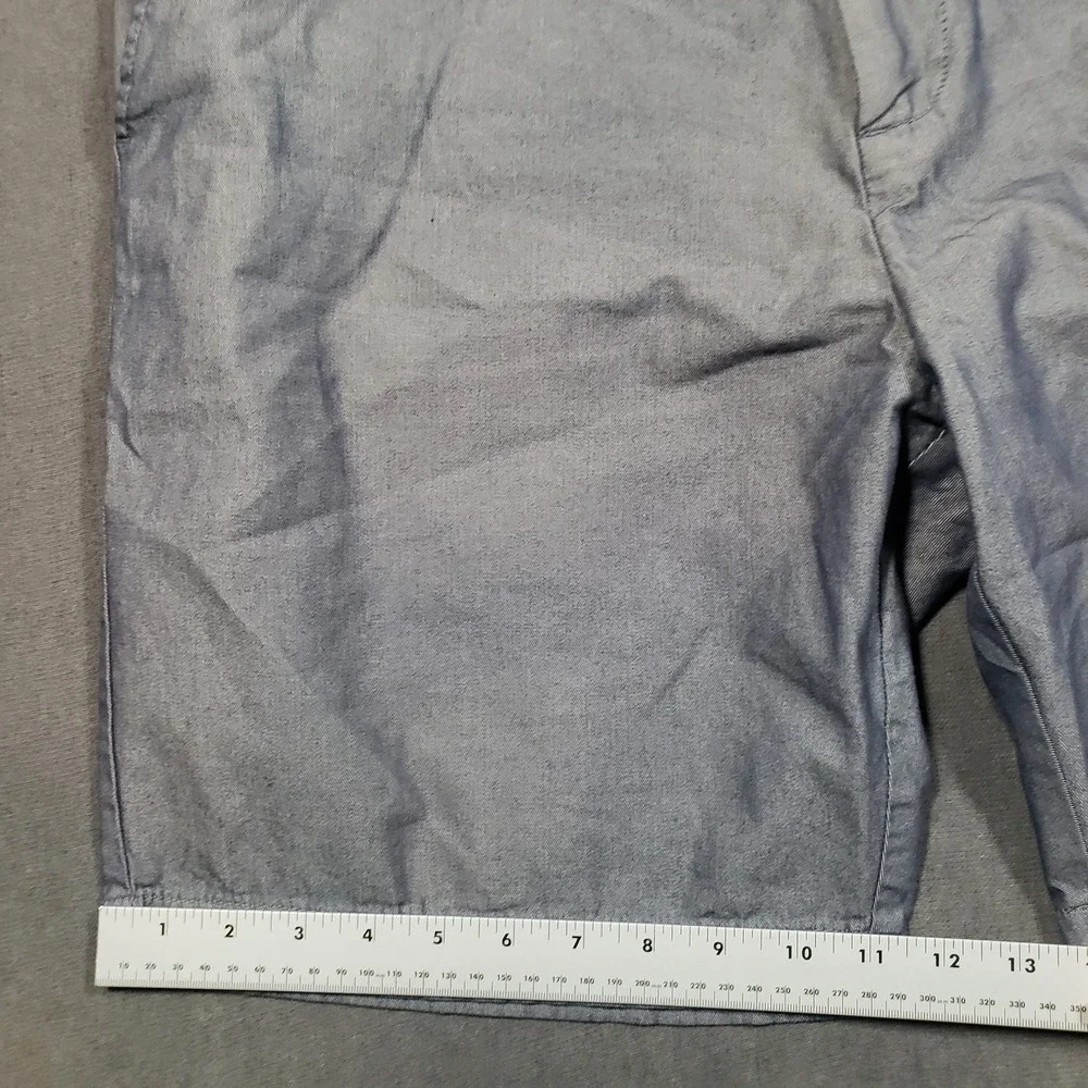 Tommy Hilfiger Chino Shorts Mens 36 Blue Chambray Cotton‎ Flat Front Casual